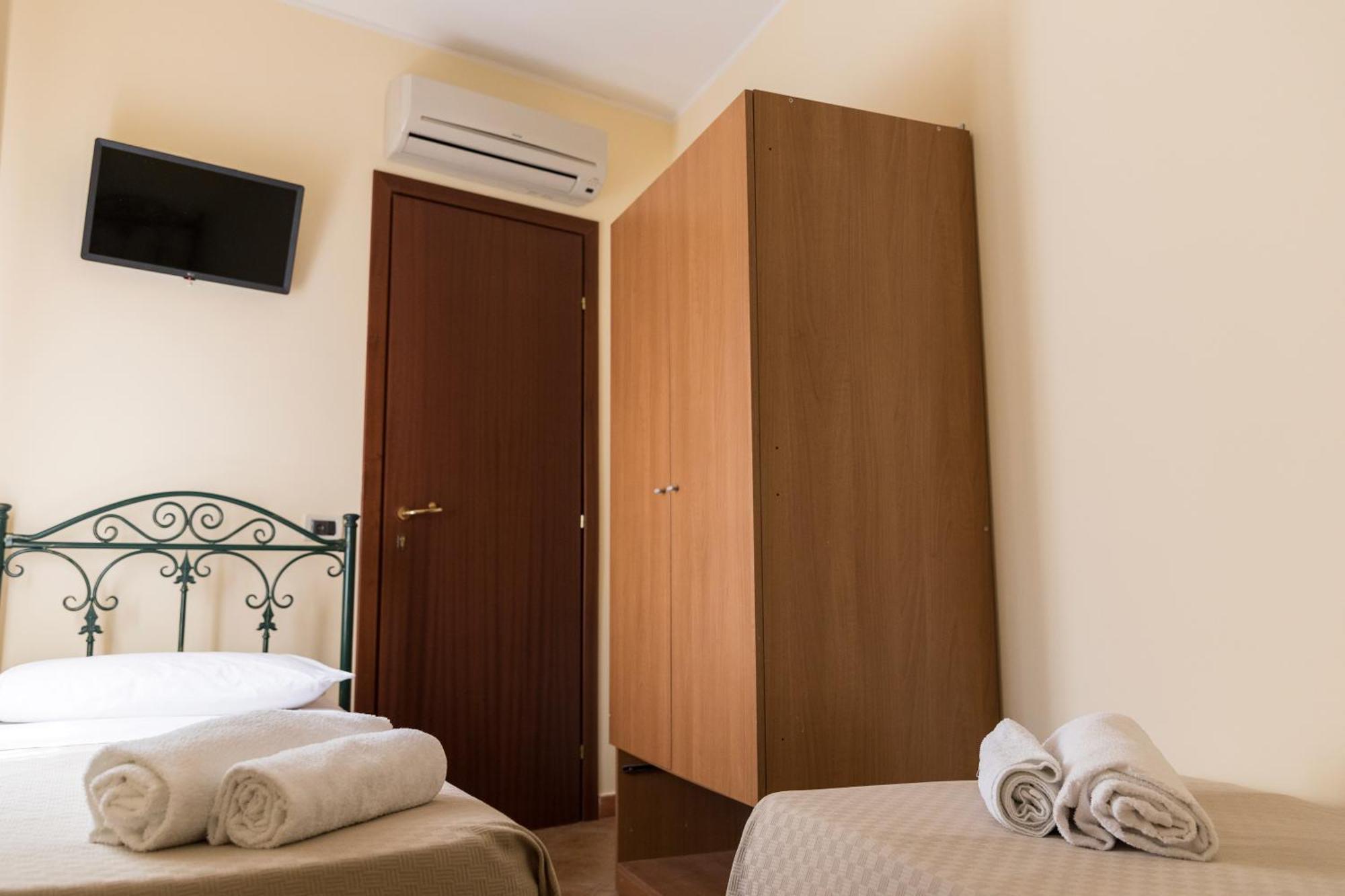 Vico Tauro House Appartement Taormina Kamer foto